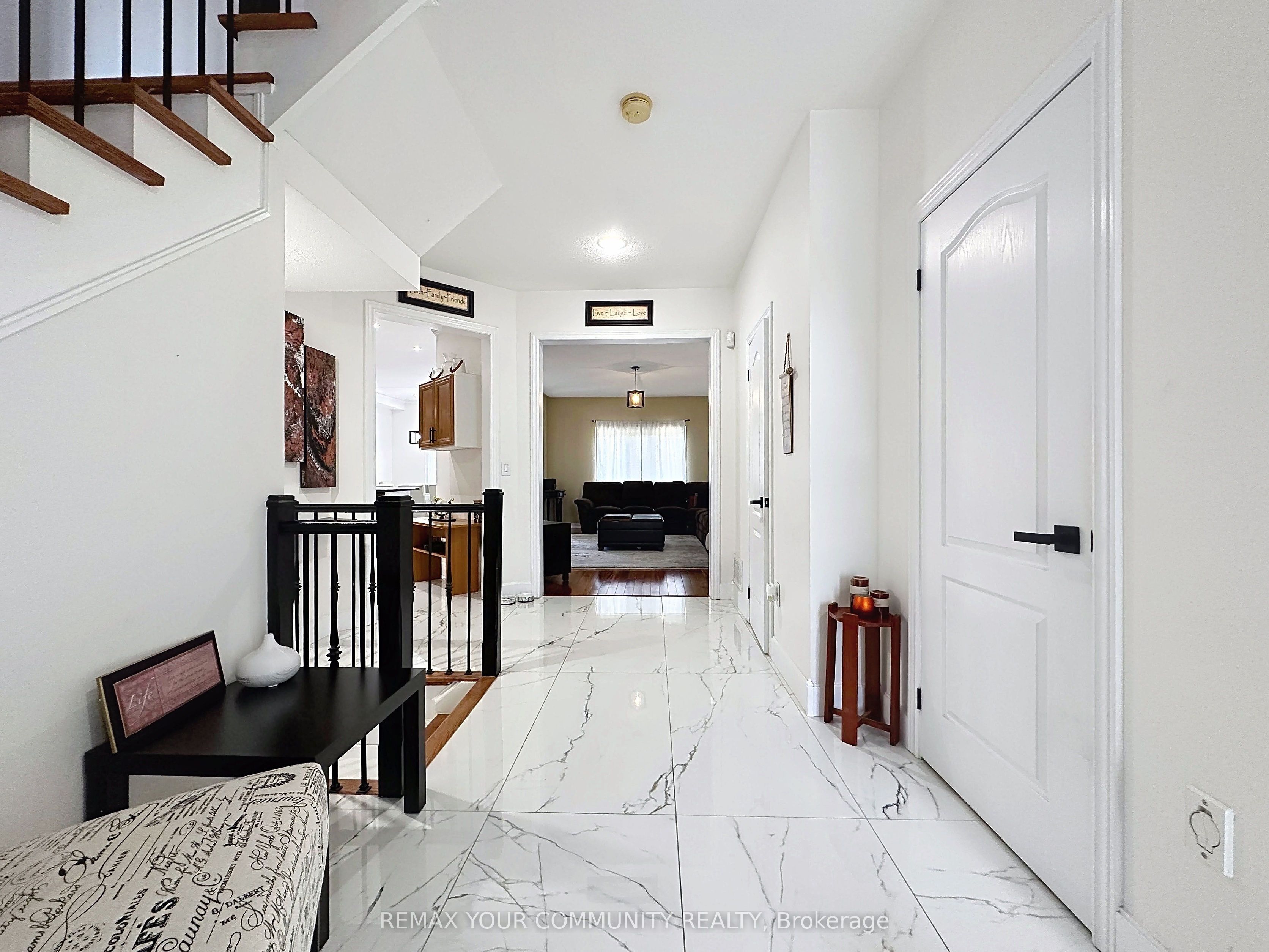 15 Bellefontaine Court