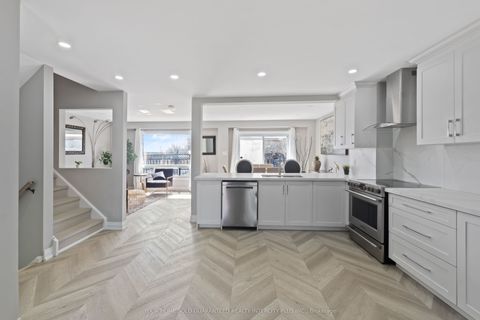 4 Borden Hill Court Brampton ON L6S 3K7