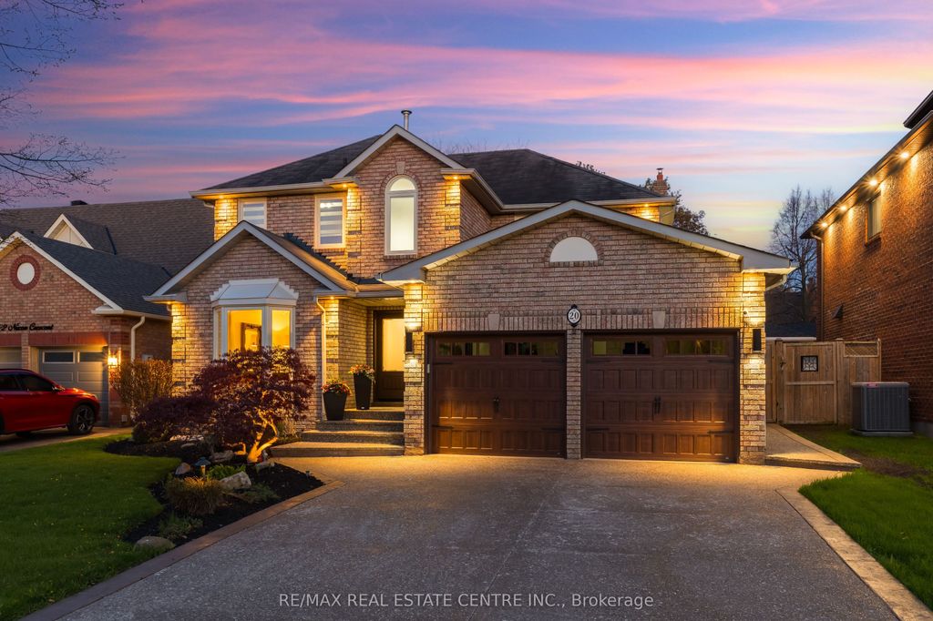 Photo of 20 Nixon Crescent, Halton Hills, ON L7G 5K2 (MLS # W13116514)