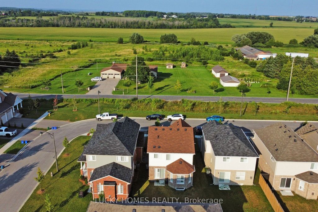 Photo of 1502 Dunedin Crescent, Oshawa, ON L1K 0T9 (MLS # E12701678)