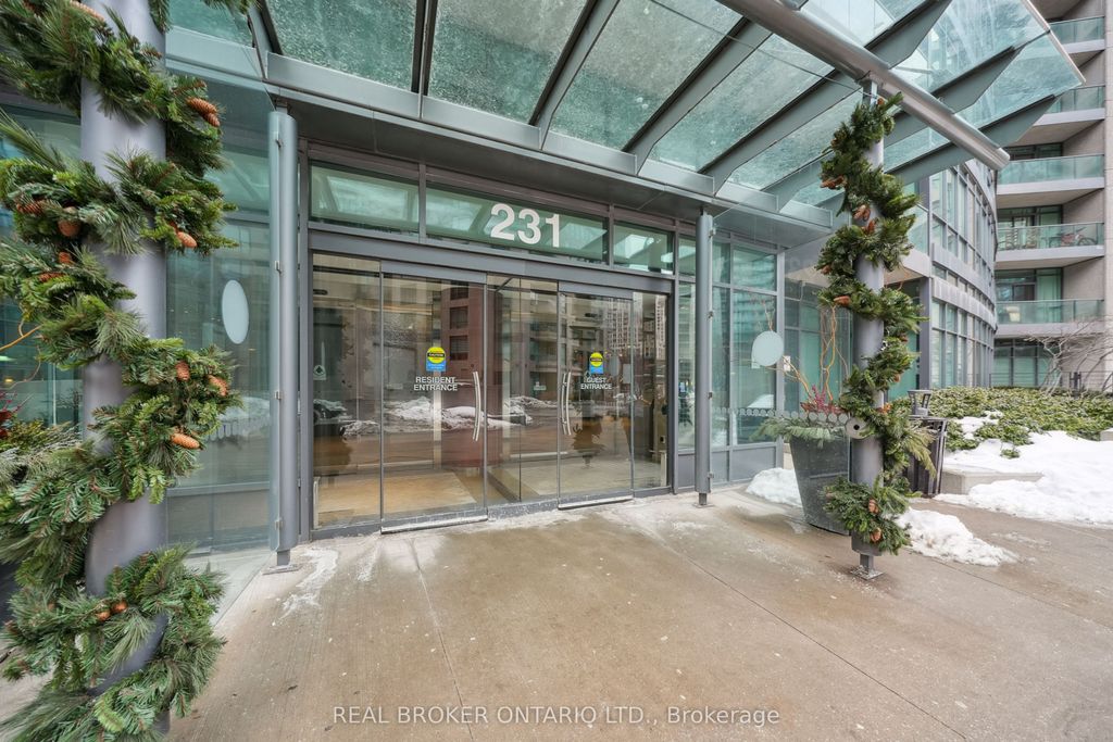 Photo of 231 Fort York Boulevard #1222, Toronto, ON M5V 1B2 (MLS # C12787828)