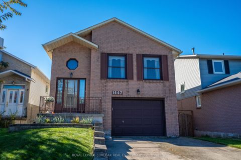 Photo of 1447 Reynolds Avenue, Burlington, ON L7M 3B6 (MLS # W12469269)