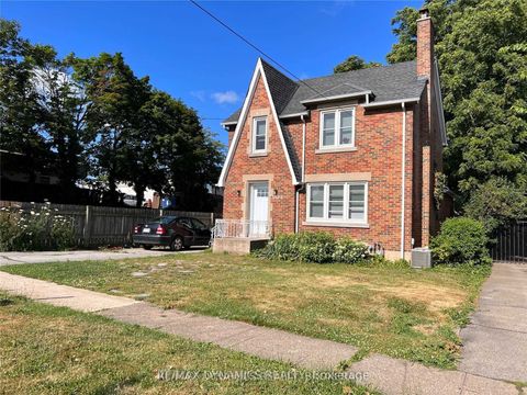 5825 Depew Avenue Niagara Falls ON L2G 5M2