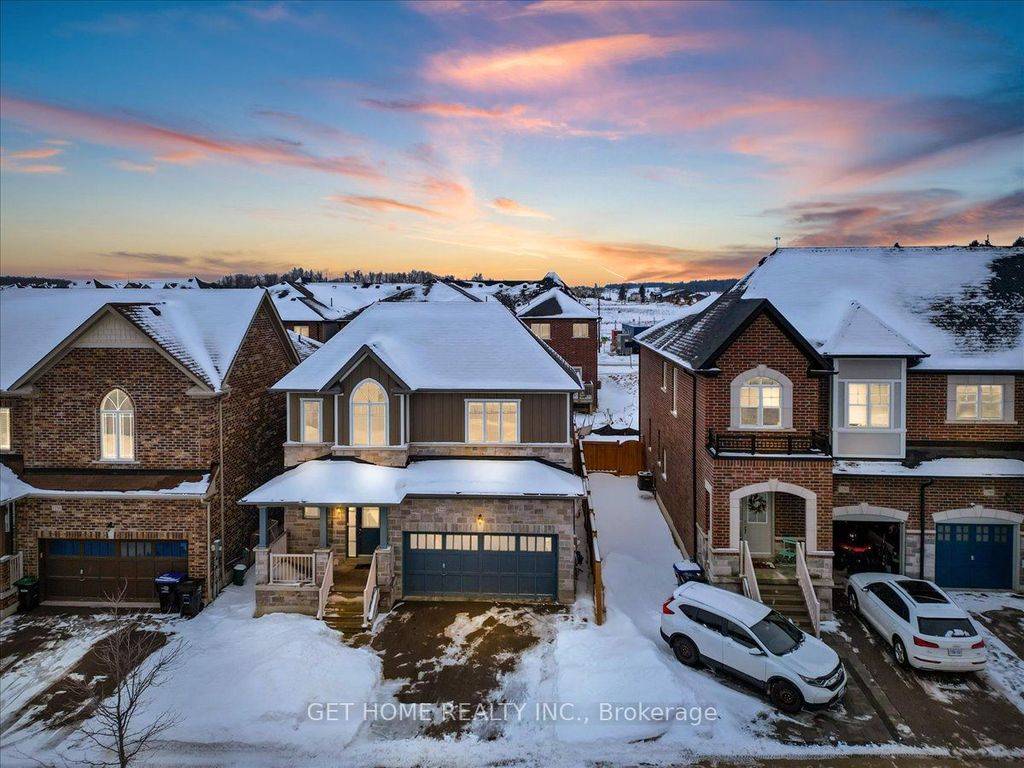 Photo of 1252 Peelar Crescent, Innisfil, ON L0L 1W0 (MLS # N12697918)