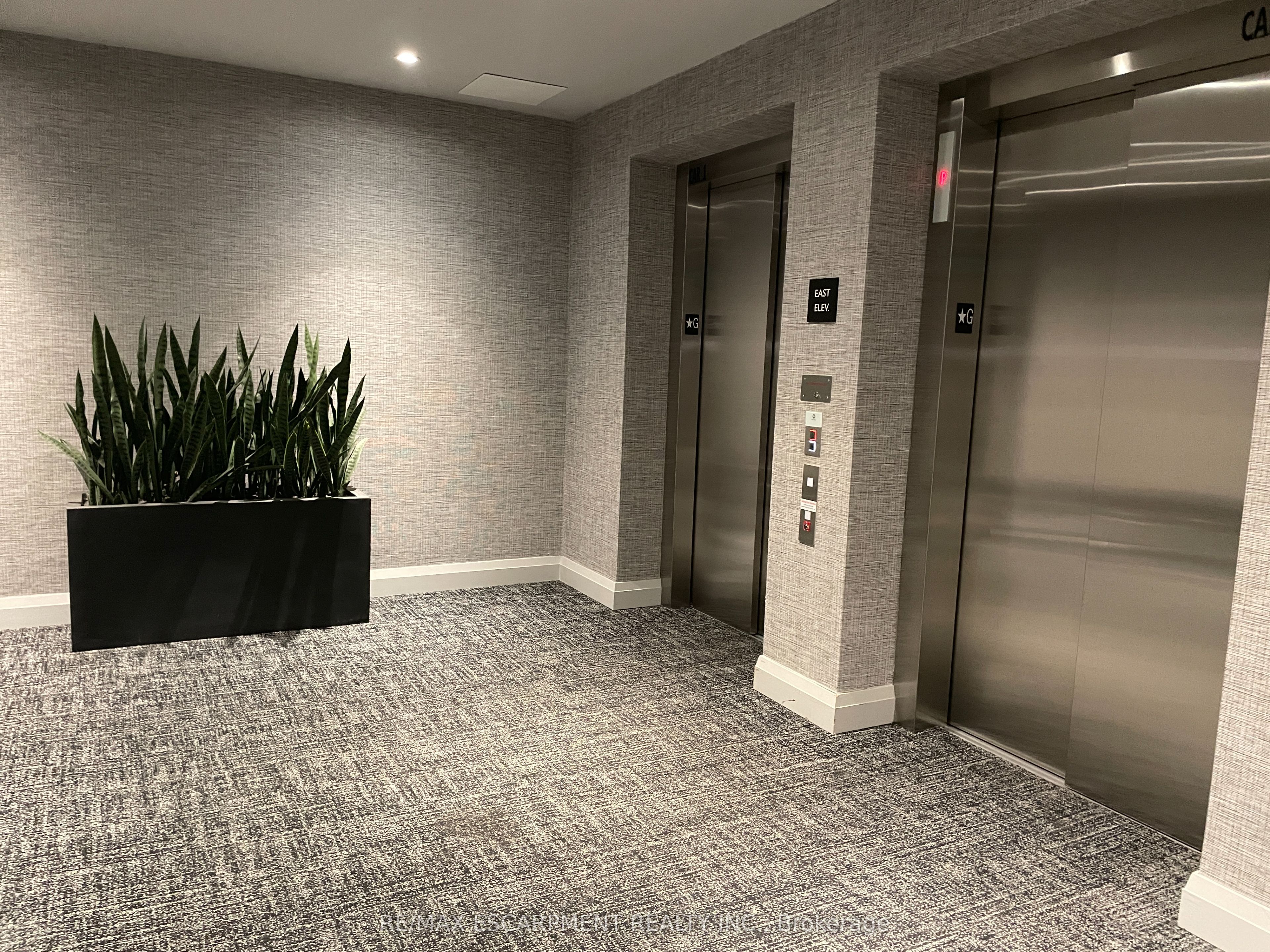 102 Grovewood Common 502