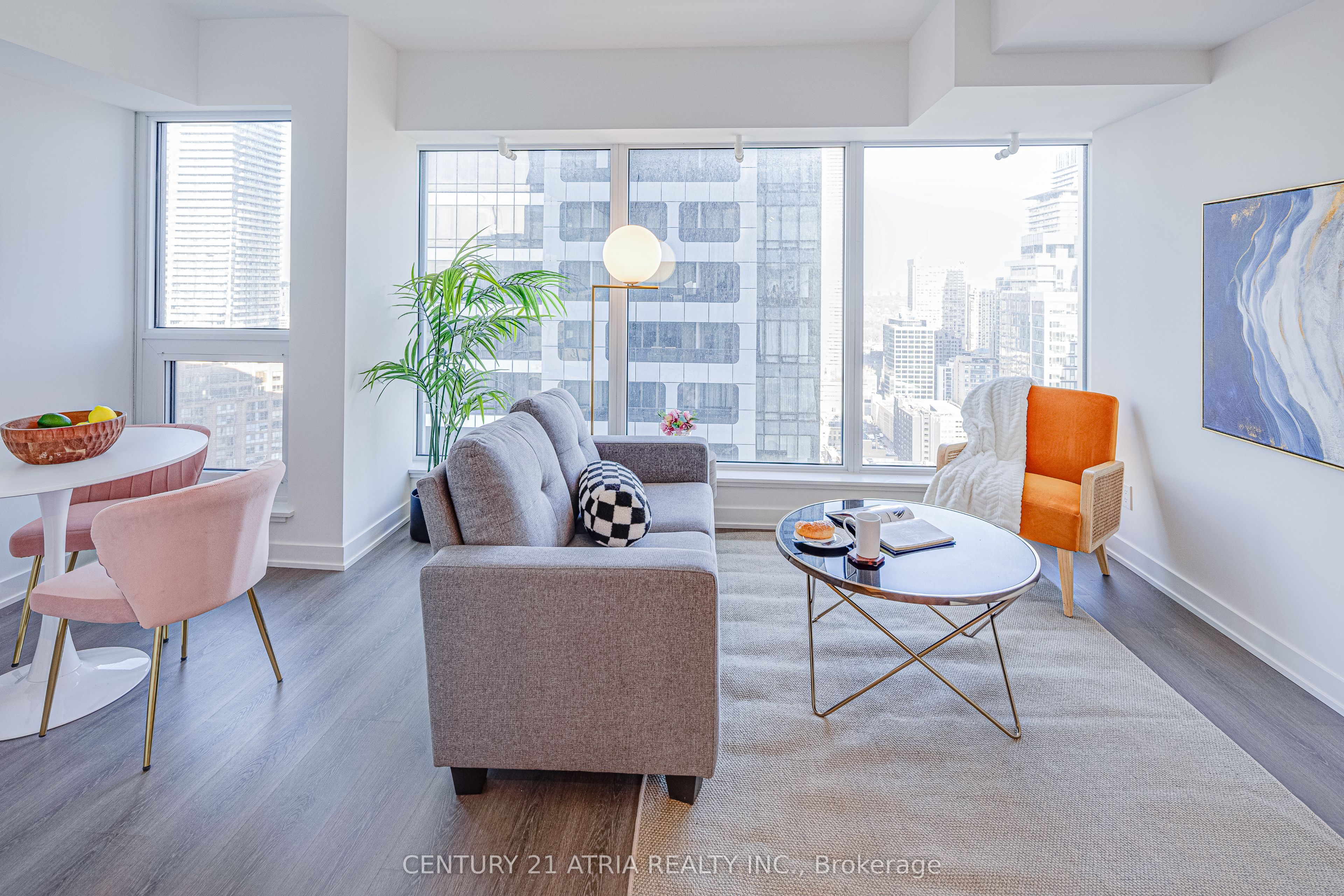 8 Wellesley Street W 4007