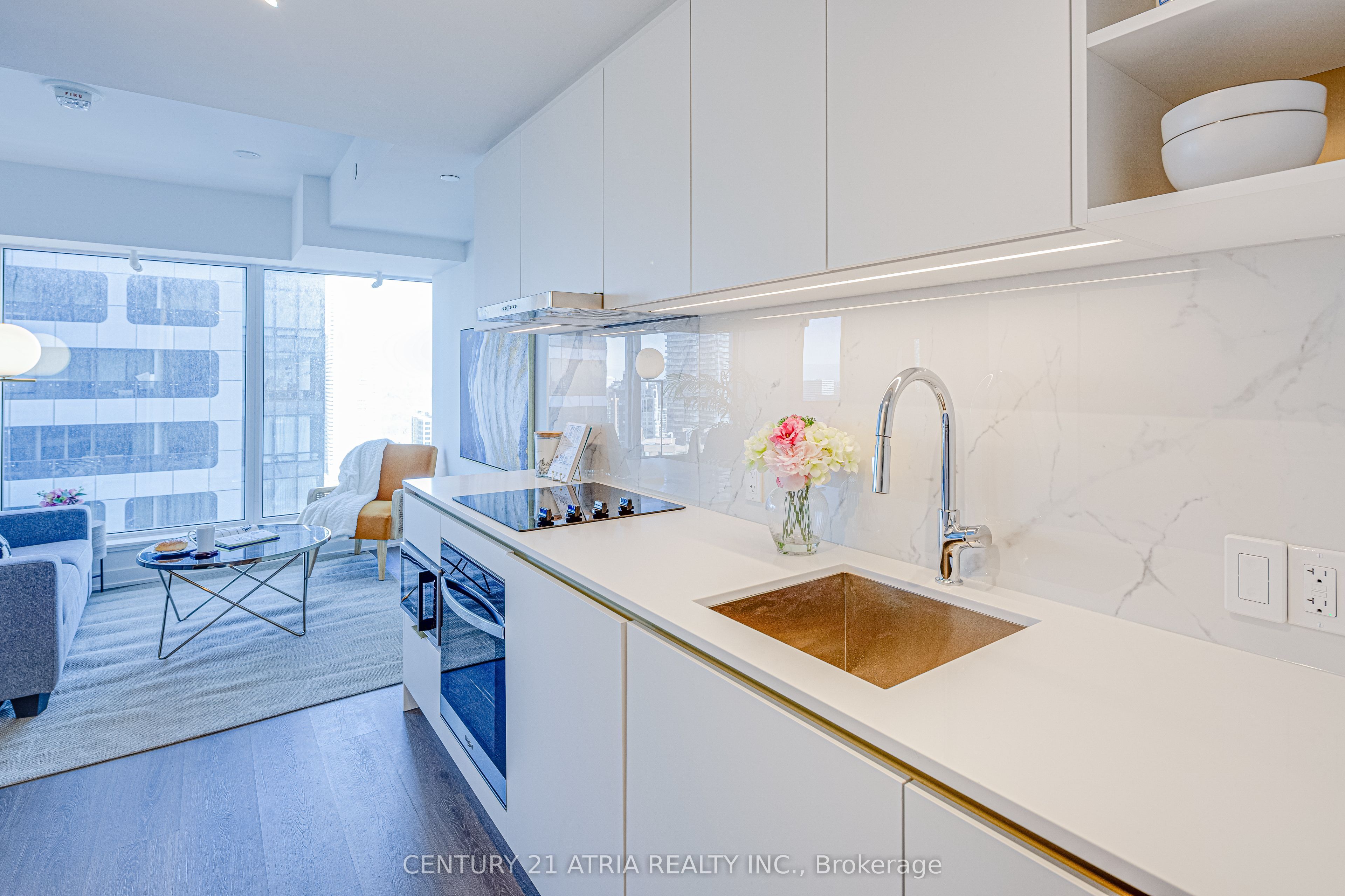 8 Wellesley Street W 4007