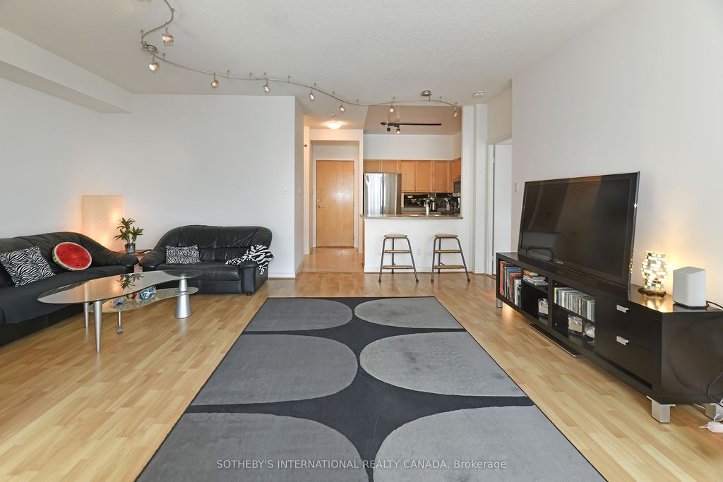 Photo of 600 Queens Quay N/A W #SP10, Toronto, ON M5V 3M3 (MLS # C12313957)