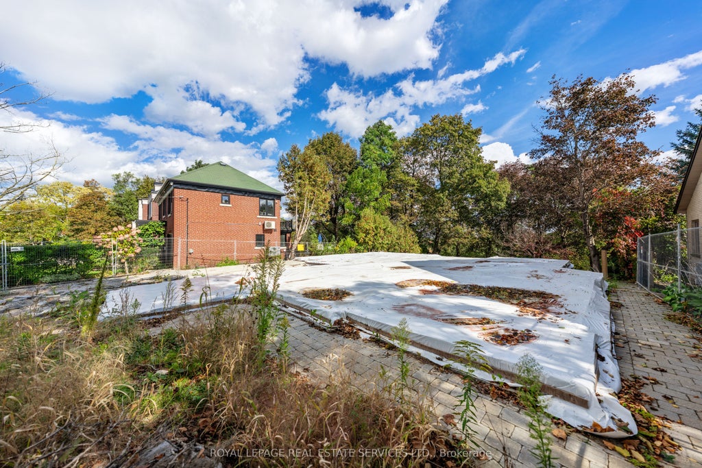 Photo of 17 St. Georges Road, Toronto, ON M9A 3S9 (MLS # W14033778)