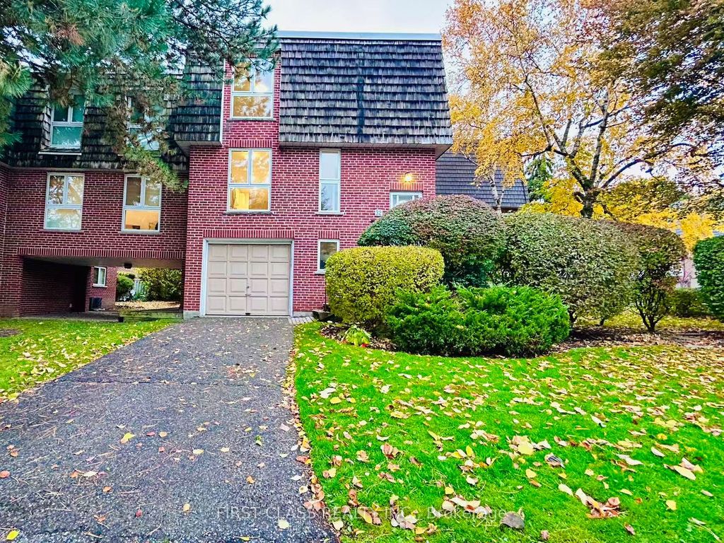 Photo of 32 Scenic Mill Way, Toronto, ON M2L 1S5 (MLS # C12498406)