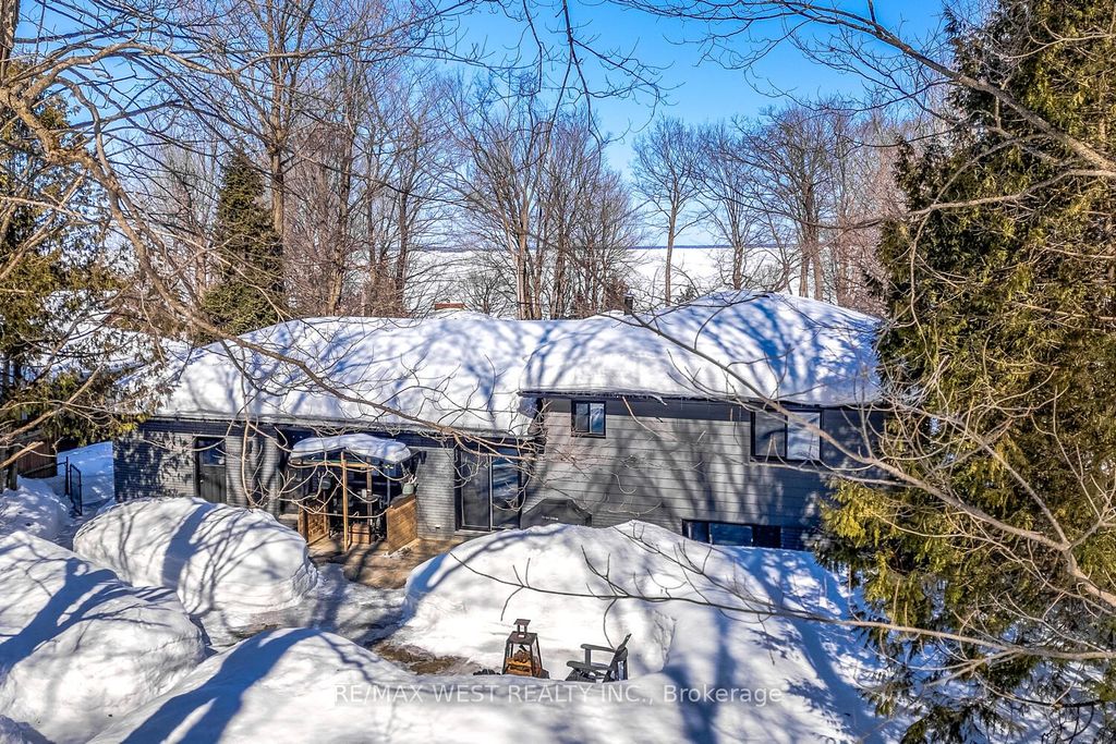 Photo of 169 Bayview Avenue E, Tay, ON L0K 1R0 (MLS # S12857682)