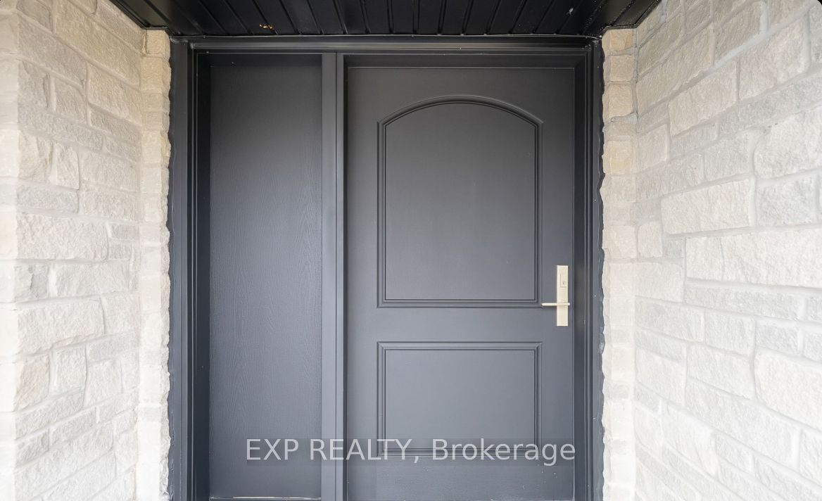 385 Easy Street