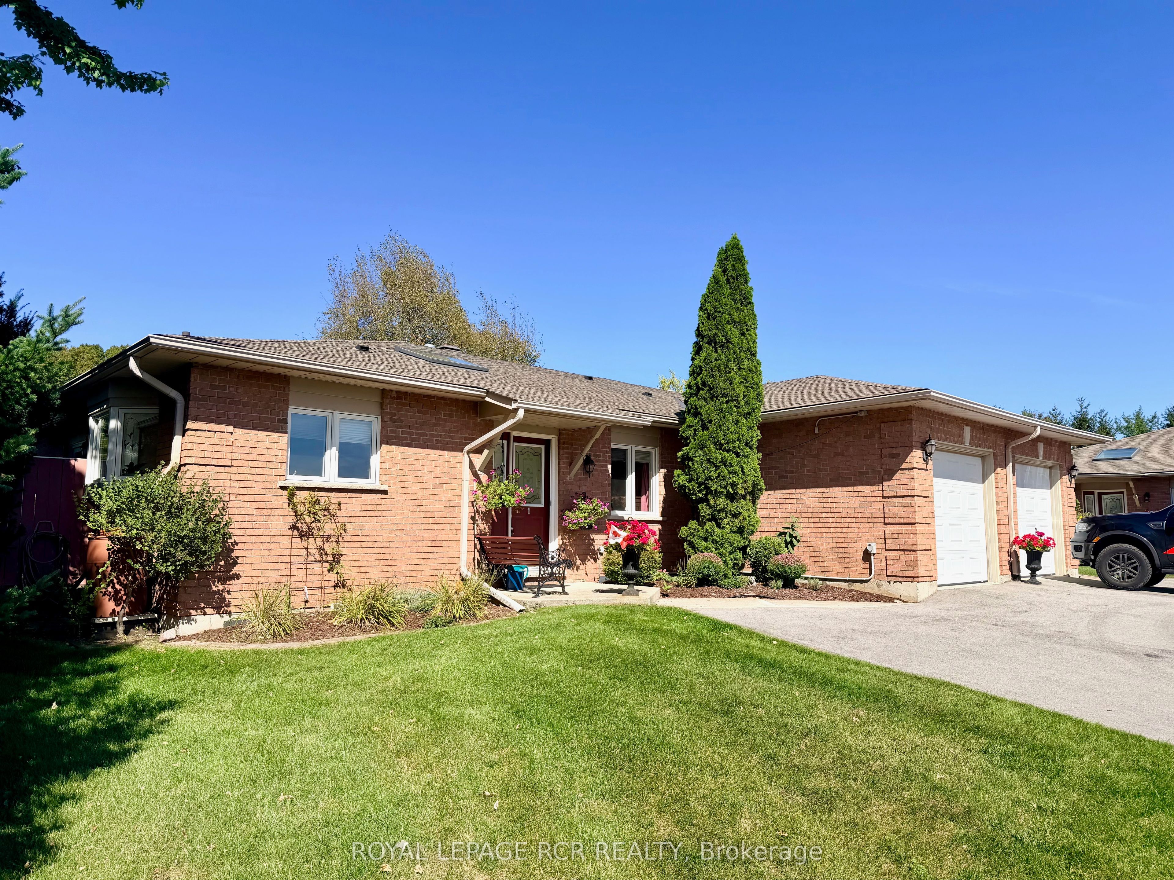 28 Reddington Drive 1