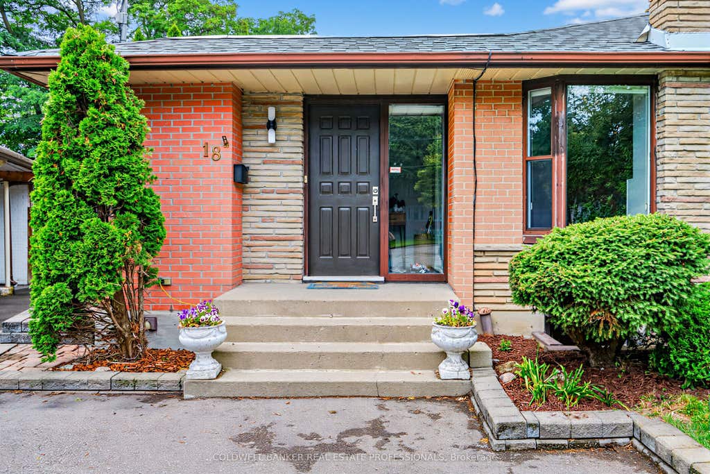 Photo of 18 Tuna Court, Toronto, ON M3A 3L1 (MLS # C13548636)