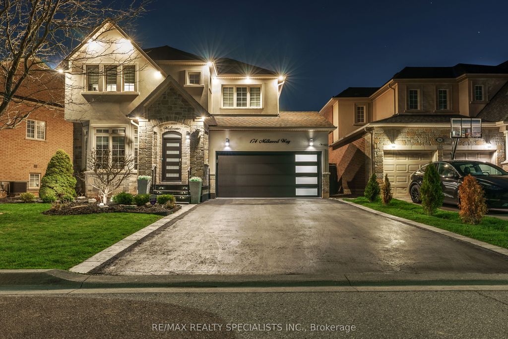 Photo of 174 Milkweed Way, Oakville, ON L6L 0A4 (MLS # W13042460)