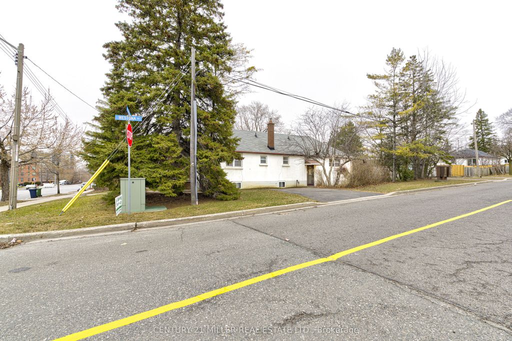 Photo of 21 Dixon Road, Toronto, ON M9P 2K9 (MLS # W12893524)