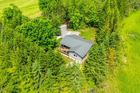Photo of 4045 Bowman Road, Hamilton Township, ON K9A 4J9 (MLS # X12471135)