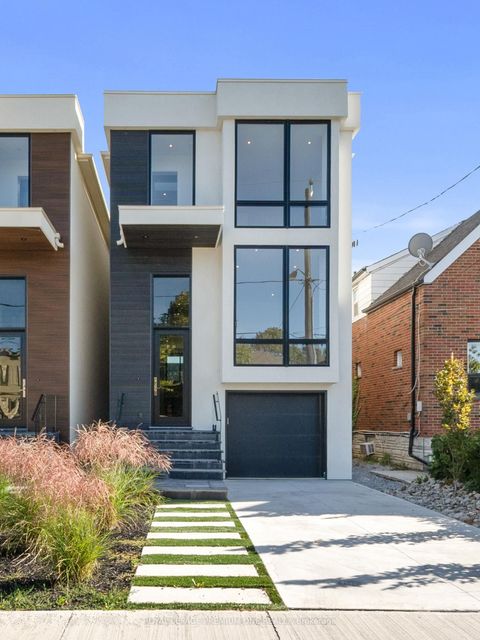 Photo of 683 Glencairn Avenue, Toronto, ON M6B 1Z8 (MLS # C12454403)