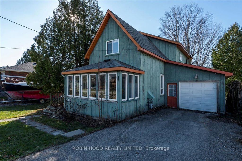 Photo of 10 Lucy Street, Penetanguishene, ON L9M 1K7 (MLS # S12505974)