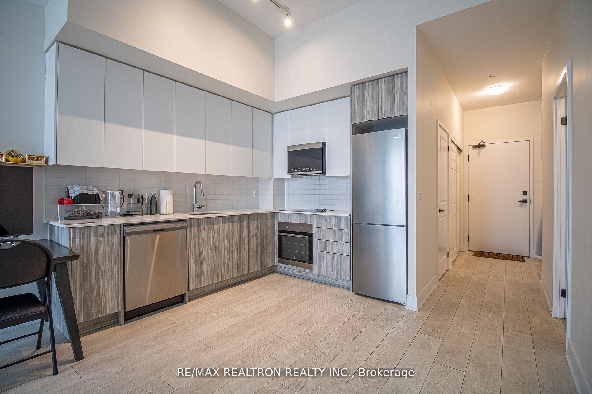 2481 Taunton Road 209