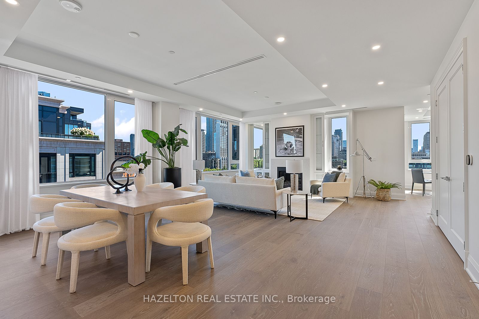 128 Hazelton Avenue 802