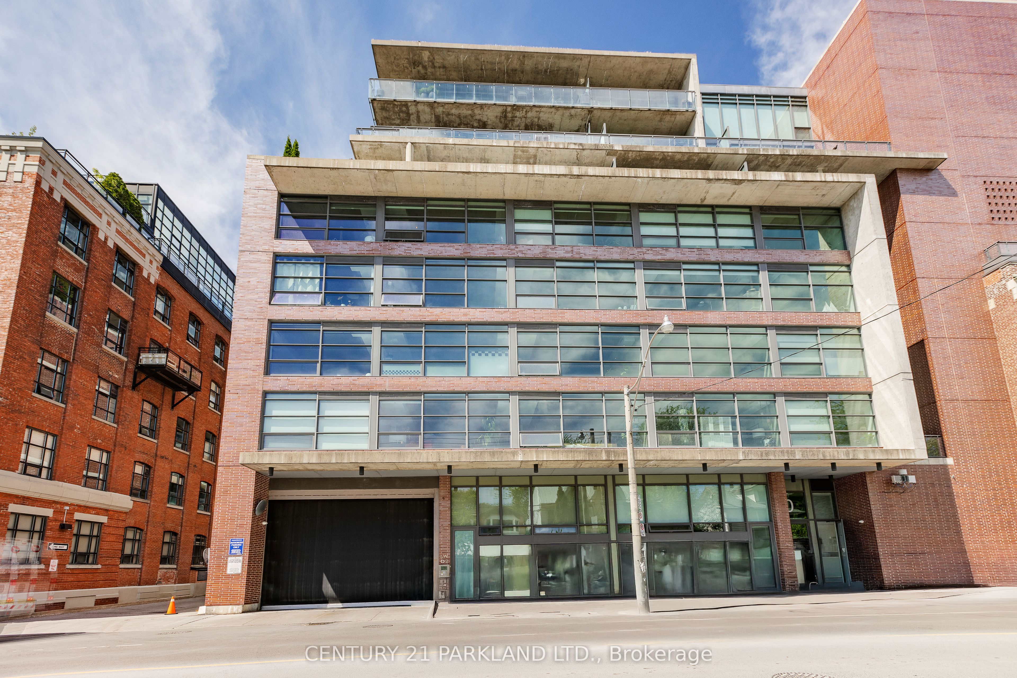 90 Broadview Avenue 720