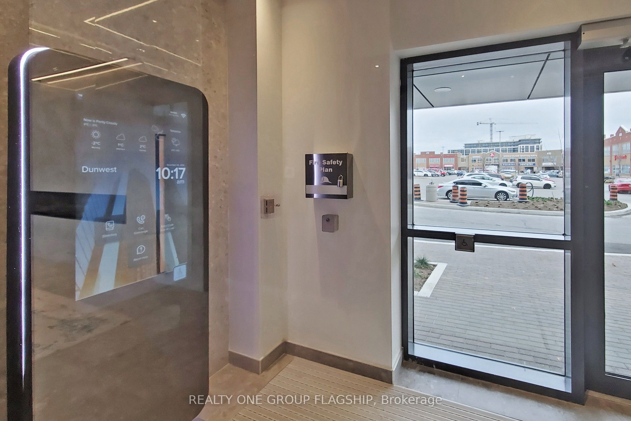 509 Dundas Street E 410