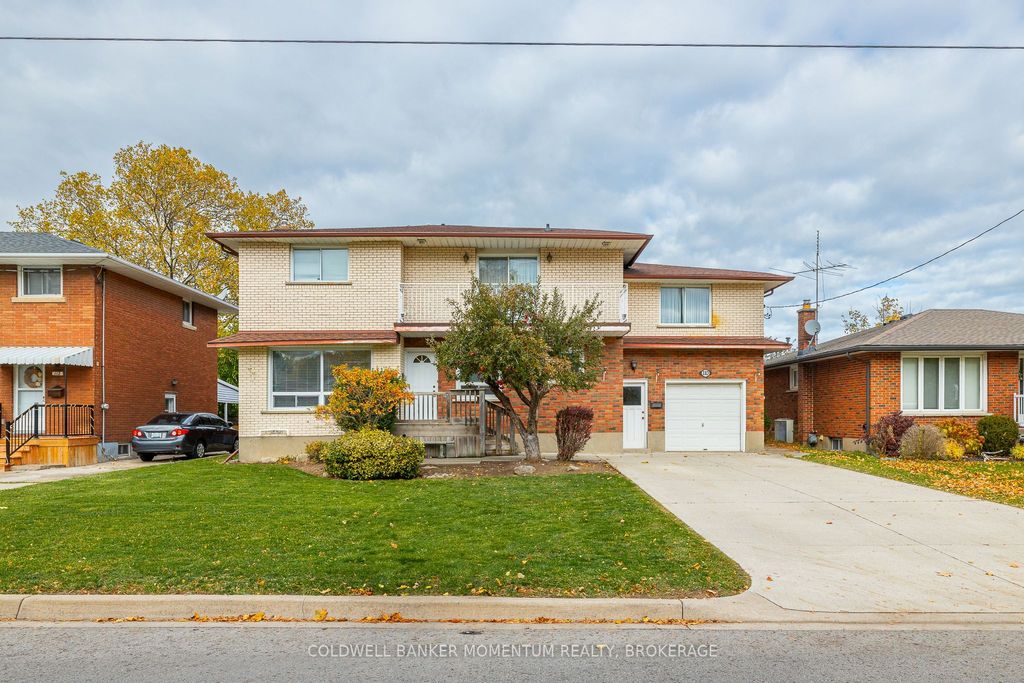 Photo of 110 Sullivan Avenue, Thorold, ON L2V 2Z1 (MLS # X12529262)