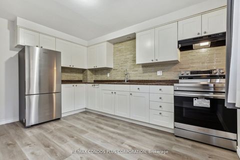 Photo of 294 FERGUS Avenue #2, Kitchener, ON N2A 2H5 (MLS # X12727290)