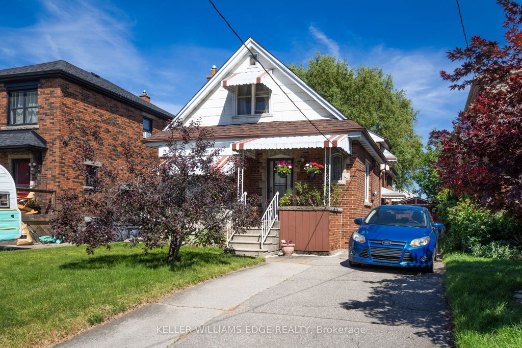 Photo of 47 Crosthwaite Avenue S, Hamilton, ON L8K 2T9 (MLS # X13433394)