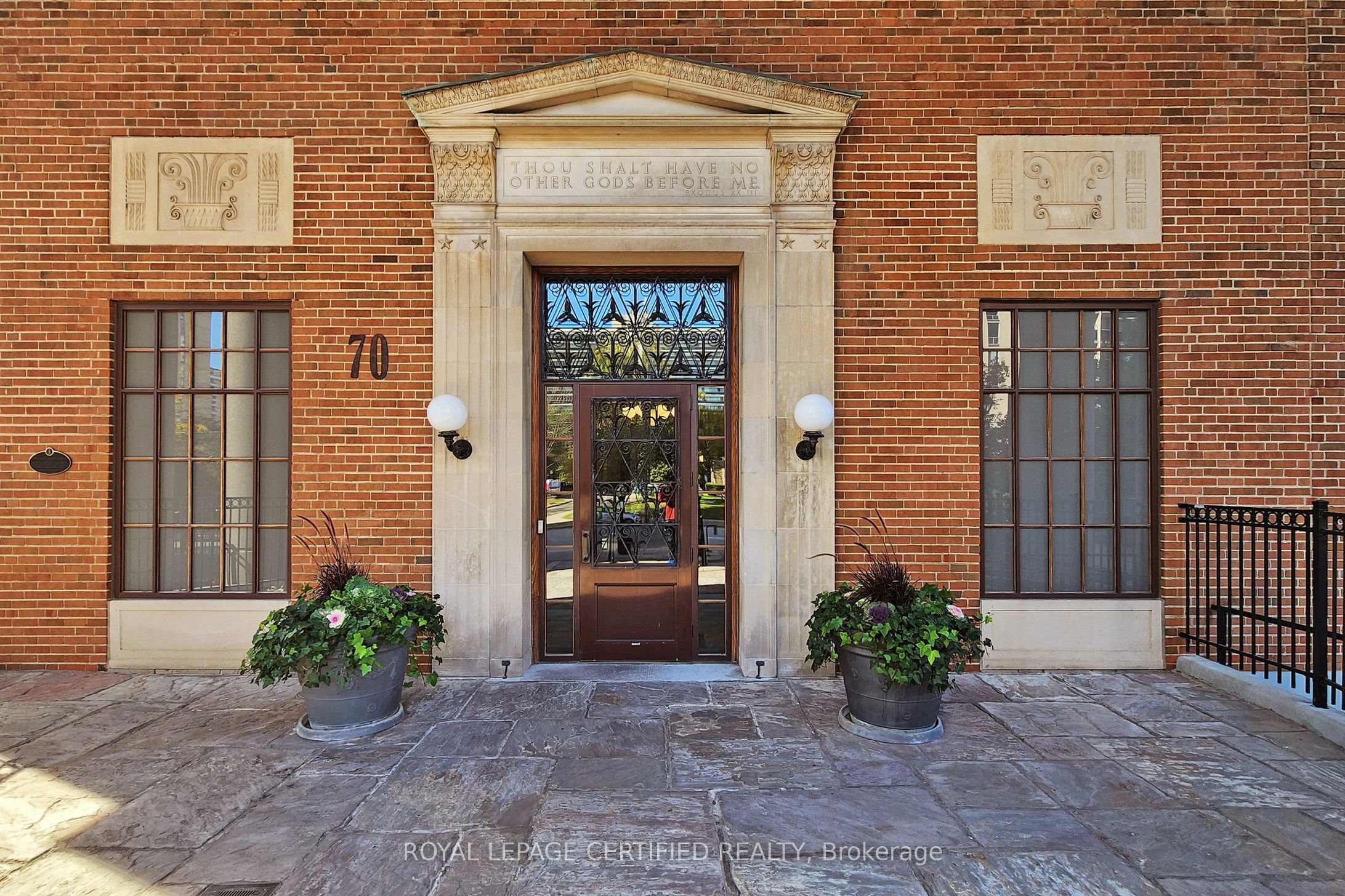 70 High Park Avenue 1804