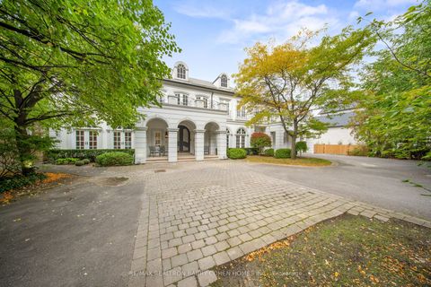 180 Sandringham Drive Toronto ON M3H 1E3
