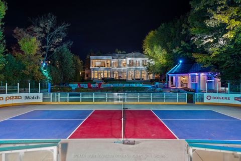 180 Sandringham Drive Toronto ON M3H 1E3