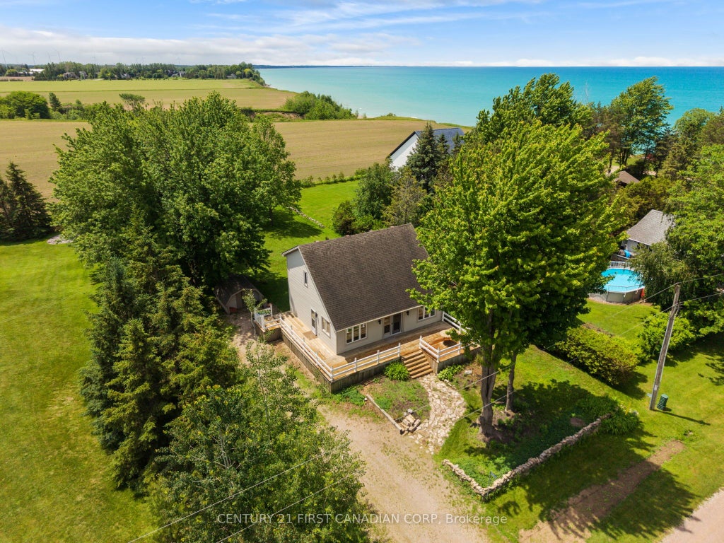 Photo of 33943 Sunnyridge Road, Bluewater, ON N0M 1N0 (MLS # X13459644)