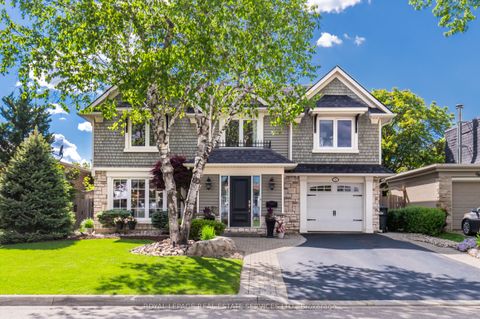 16 Ferndale Crescent Brampton ON L6W 1E9
