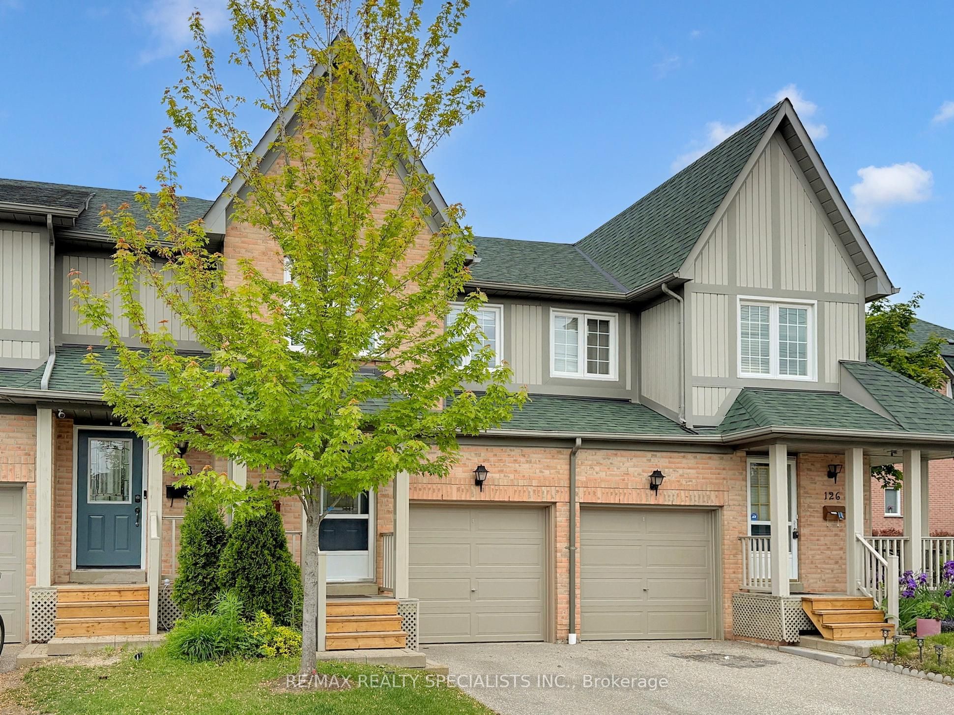 2945 Thomas Street 127