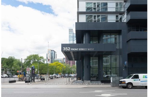 352 Front Street W 1604