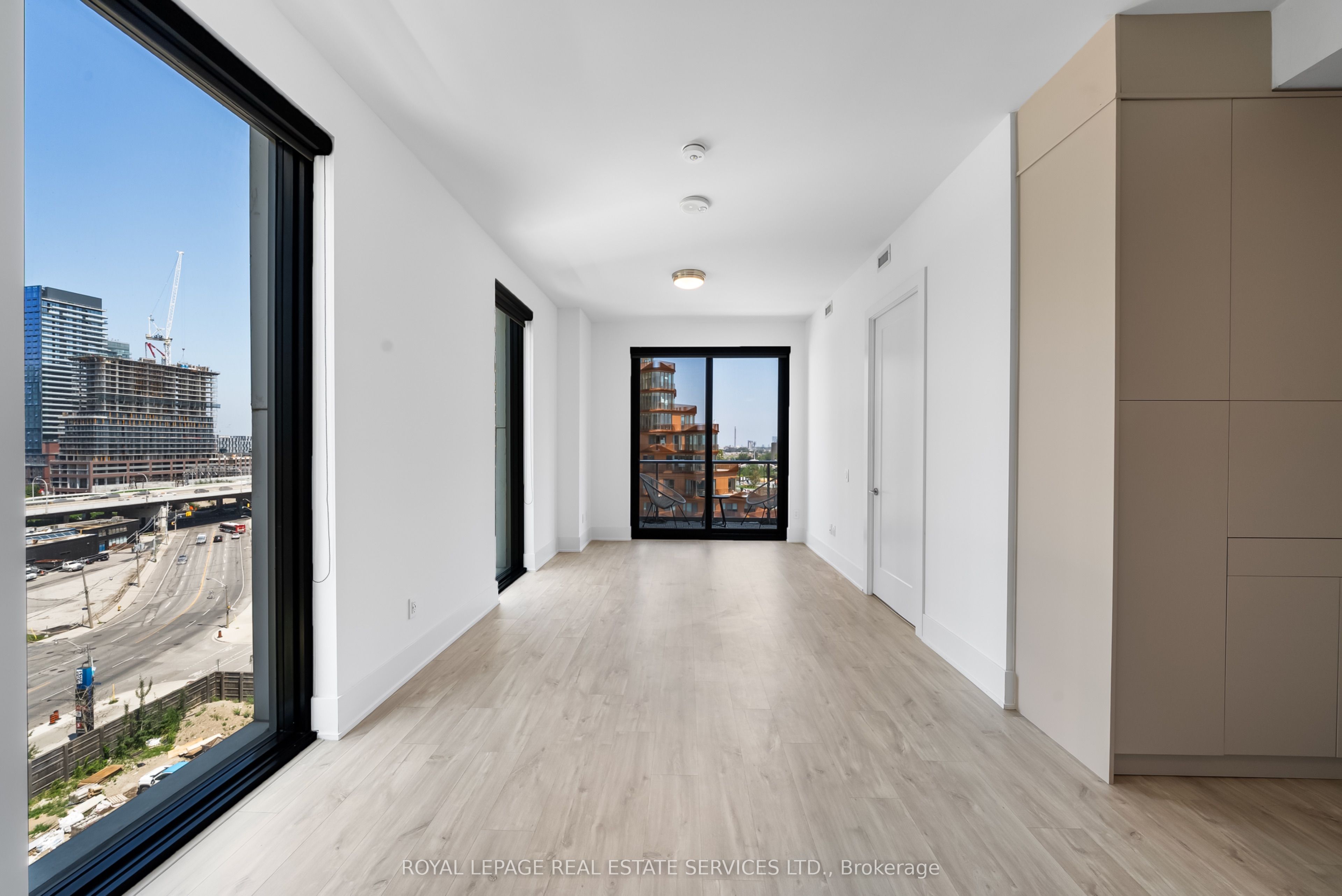 118 Merchants' Wharf N/A 922
