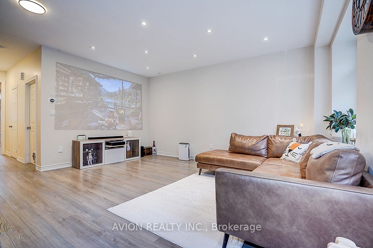 24 Fanny Grove Way