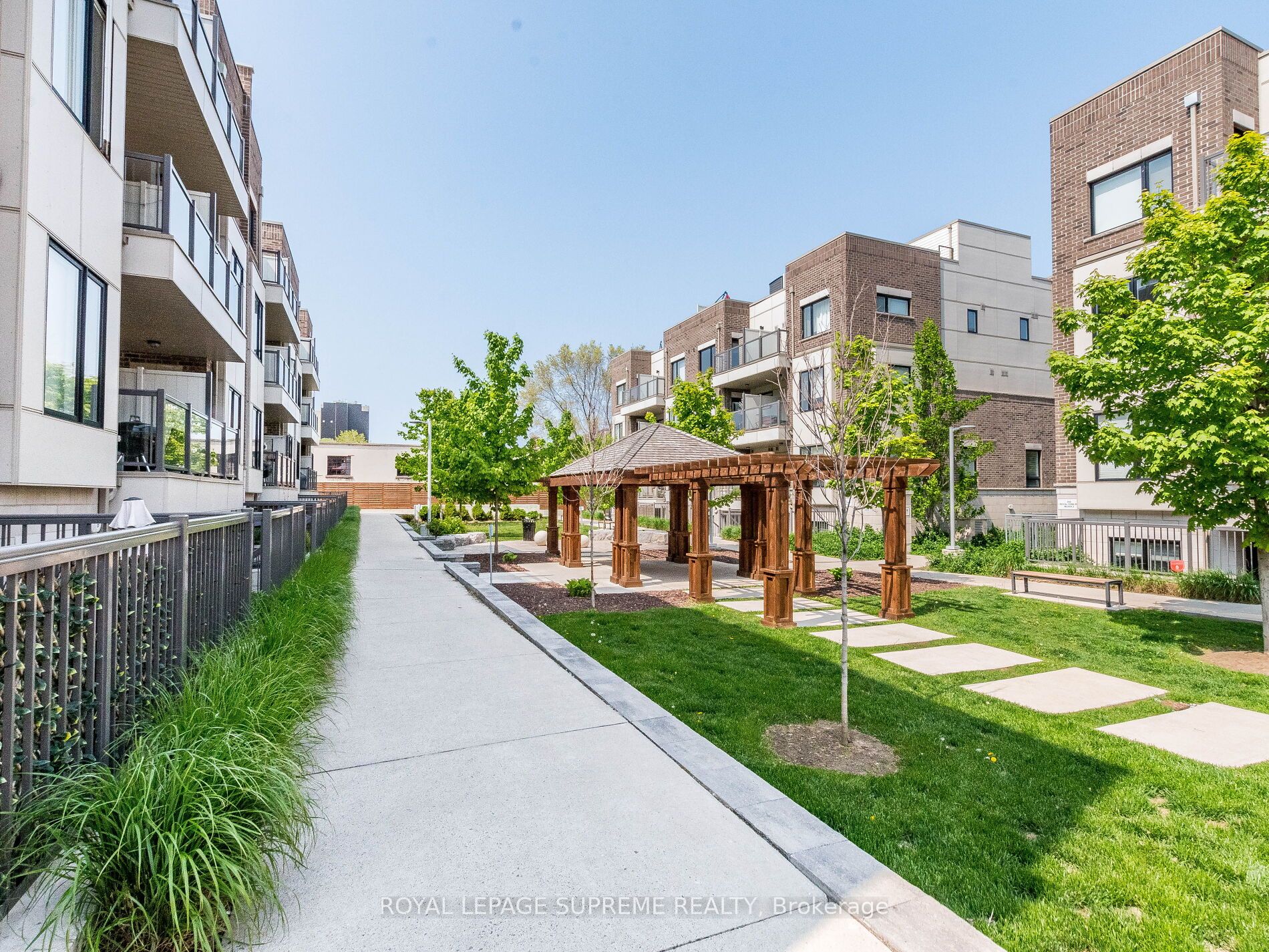 6 Drummond Street 301