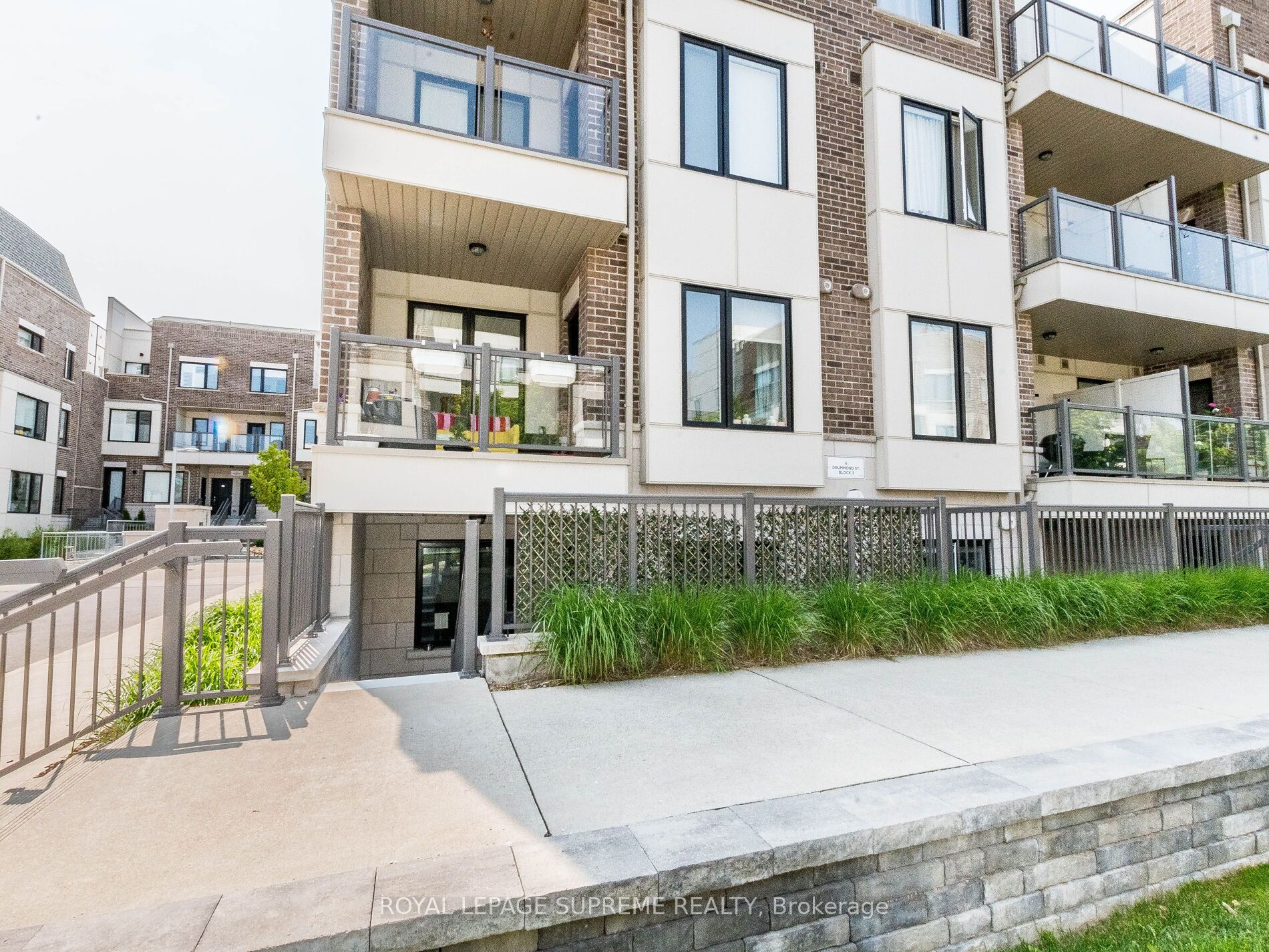 6 Drummond Street 301