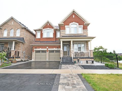 42 Midcrest Circle Brampton ON L6Y 0W5