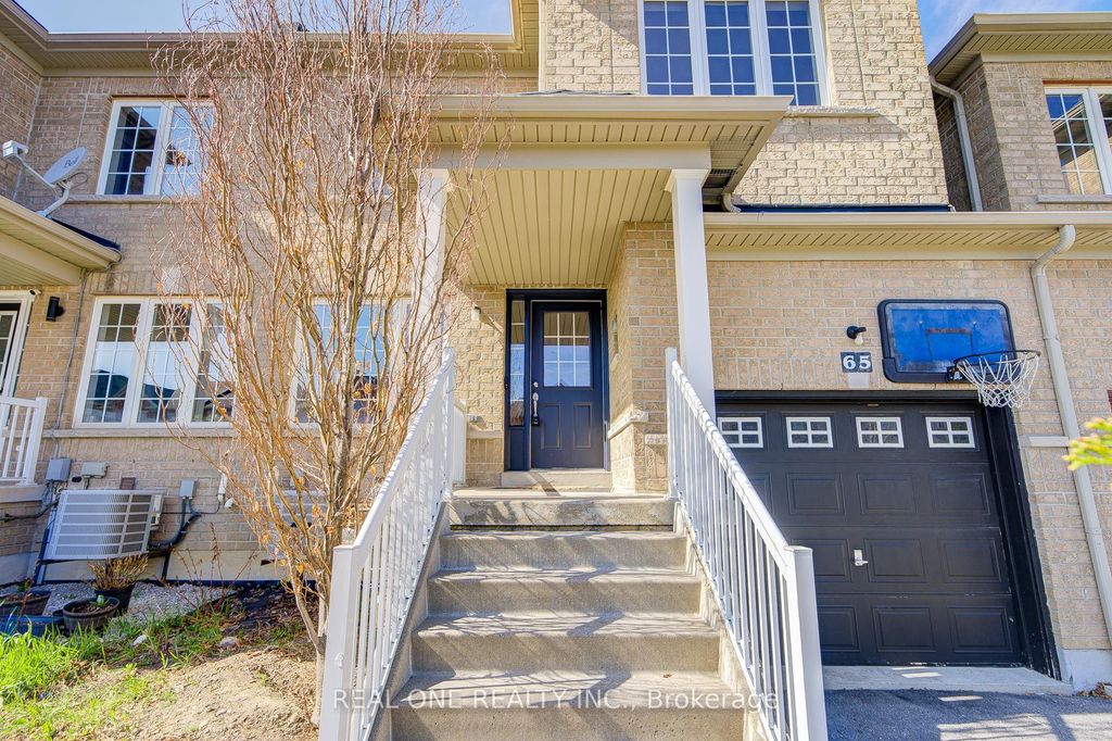 Photo of 65 Westcliffe Crescent, Richmond Hill, ON L4E 0S5 (MLS # N13038810)