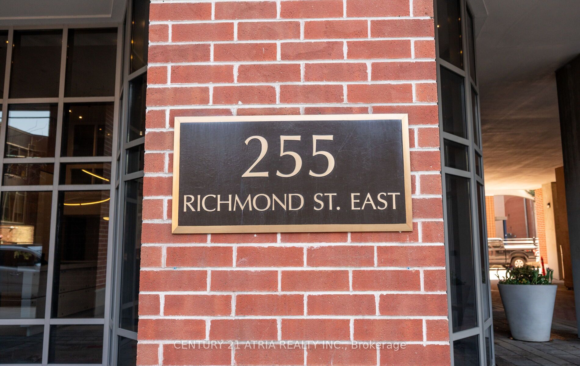 255 Richmond Street E 1005