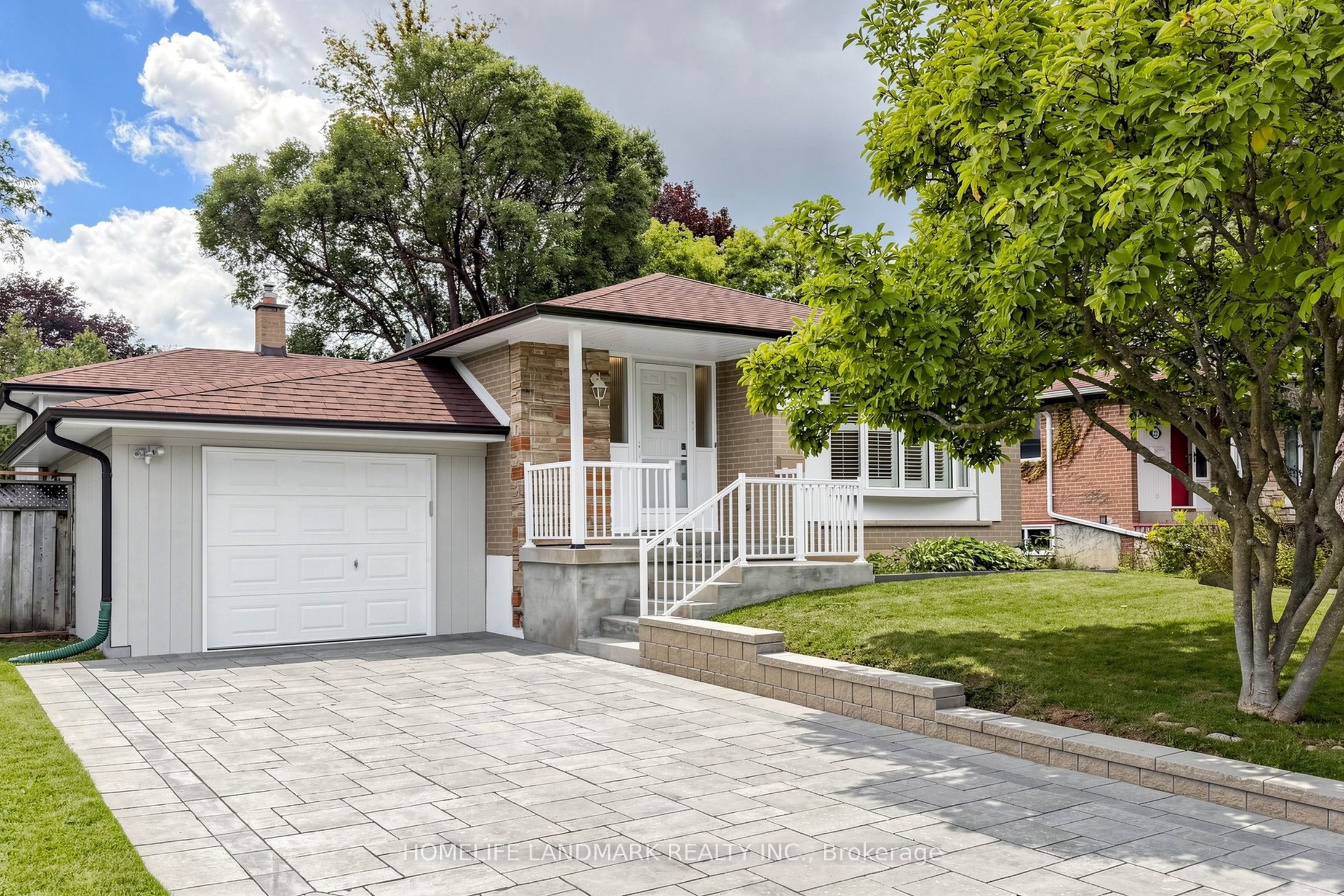29 Dexter Boulevard