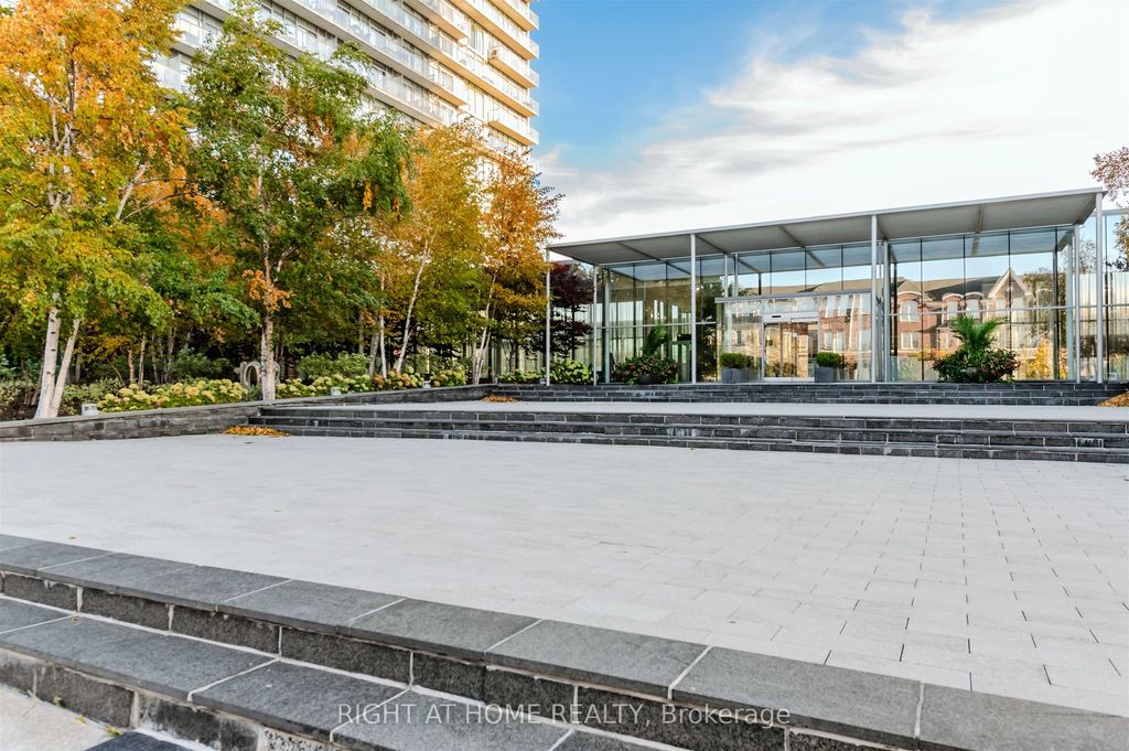 Photo of 103 The Queensway Avenue #2616, Toronto, ON M6S 5B3 (MLS # W12530118)