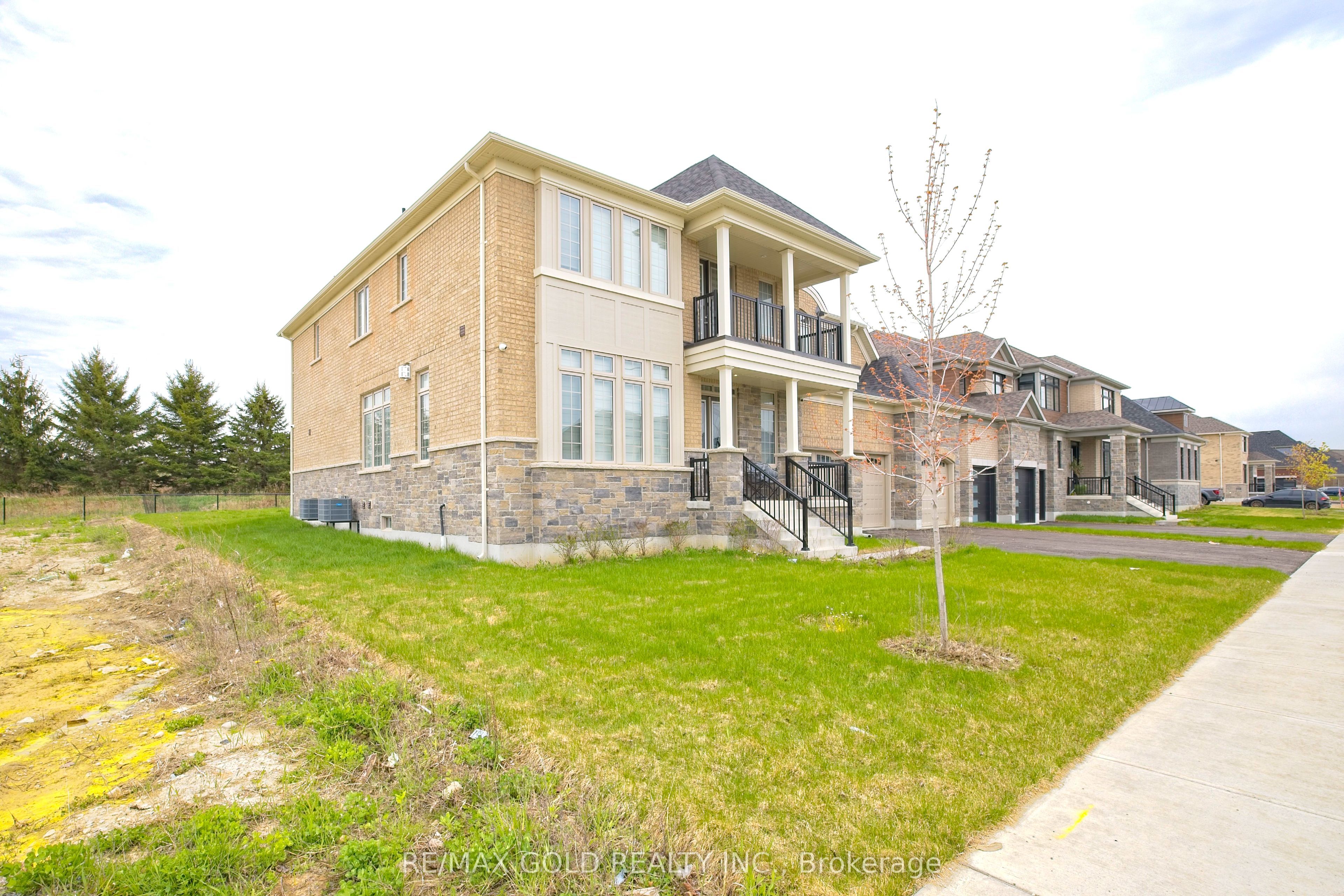 19 Marigold Boulevard