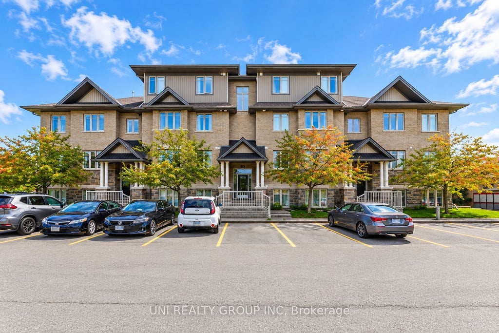 Photo of 40 TAYSIDE Private #B, Barrhaven, ON K2J 2T3 (MLS # X13789062)