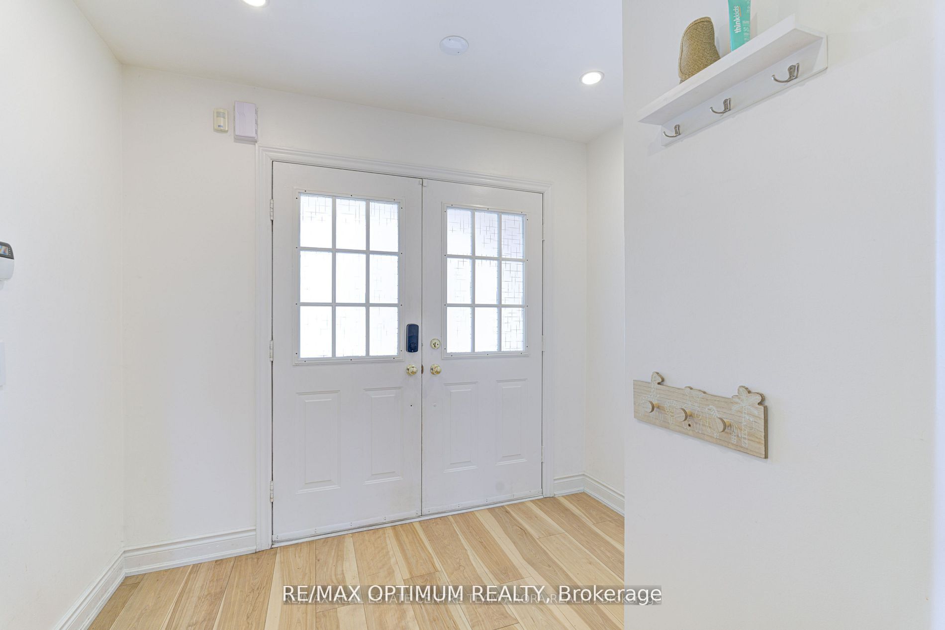 3 Checkerberry Crescent