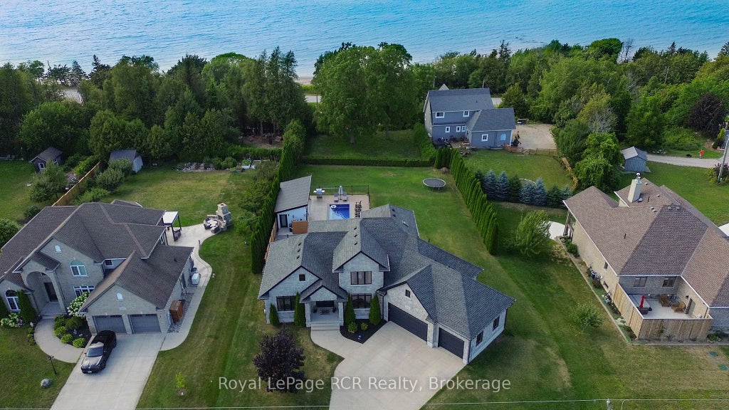 Photo of 906 Parkplace Place, Huron-Kinloss, ON N2Z 0C4 (MLS # X13725532)